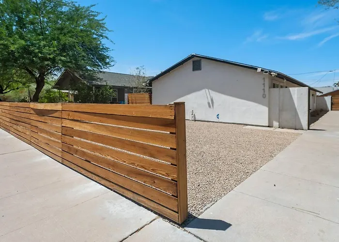 Desert Rose Retreat In The Heart Of Downtown Phx Apartment *