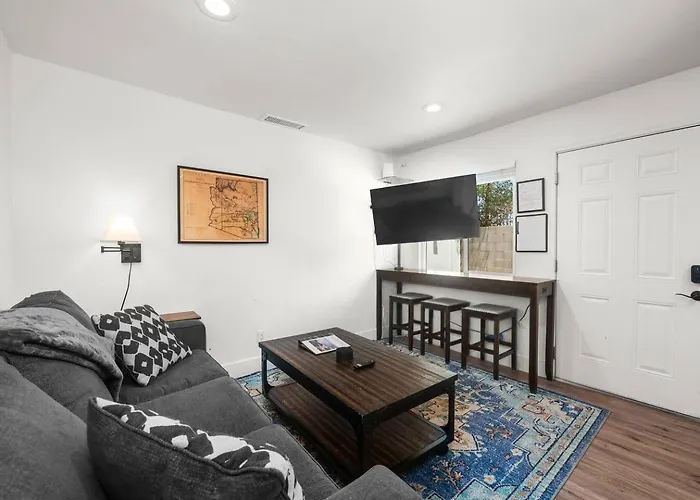 Apartment Desert Rose Retreat In The Heart Of Downtown Phx