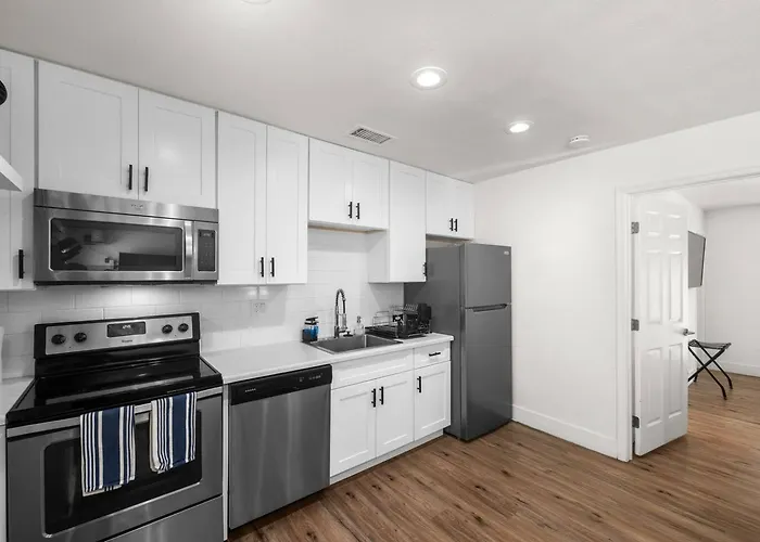 Desert Rose Retreat In The Heart Of Downtown Phx Apartment Phoenix