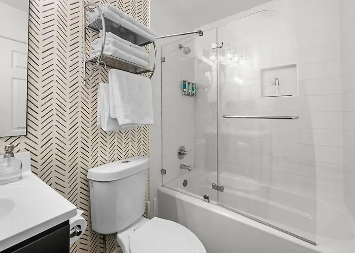 Desert Rose Retreat In The Heart Of Downtown Phx Apartment *